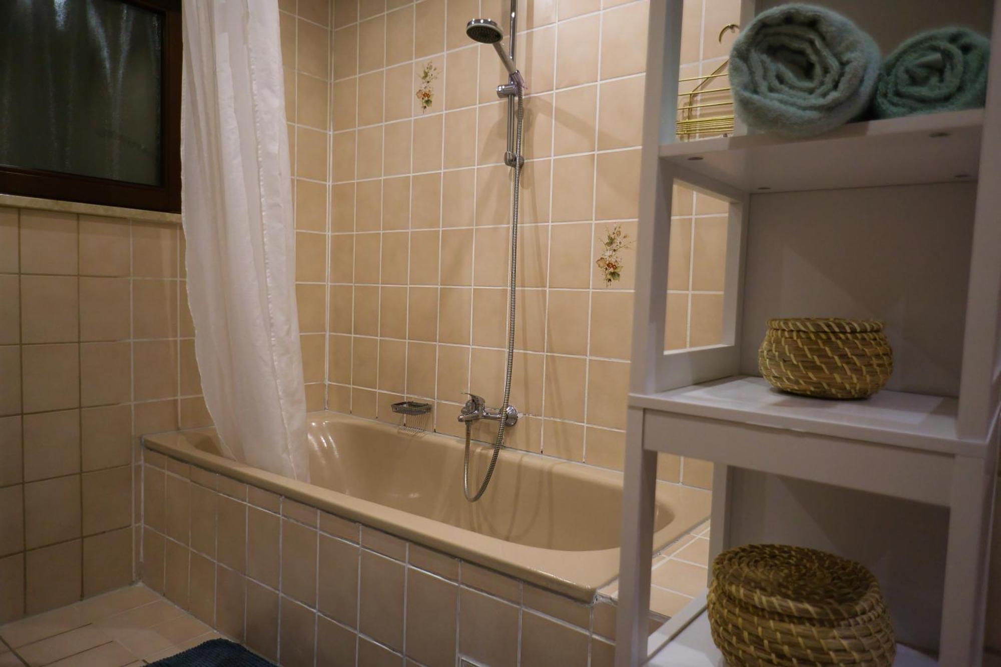 Gemuetliche Wohnung Mit Neckarblick エーバーバッハ エクステリア 写真